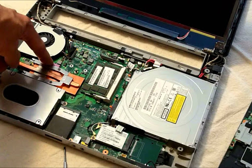 Convenient Solutions: Finding a Dell Laptop Repair Centre near Bangalore